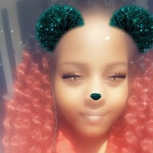 Meet your Posher, Shanae